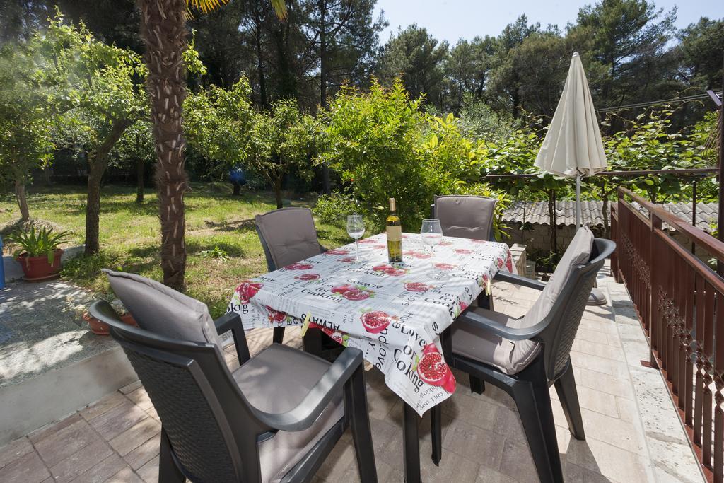 Apartments Prekalj Пореч Екстер'єр фото
